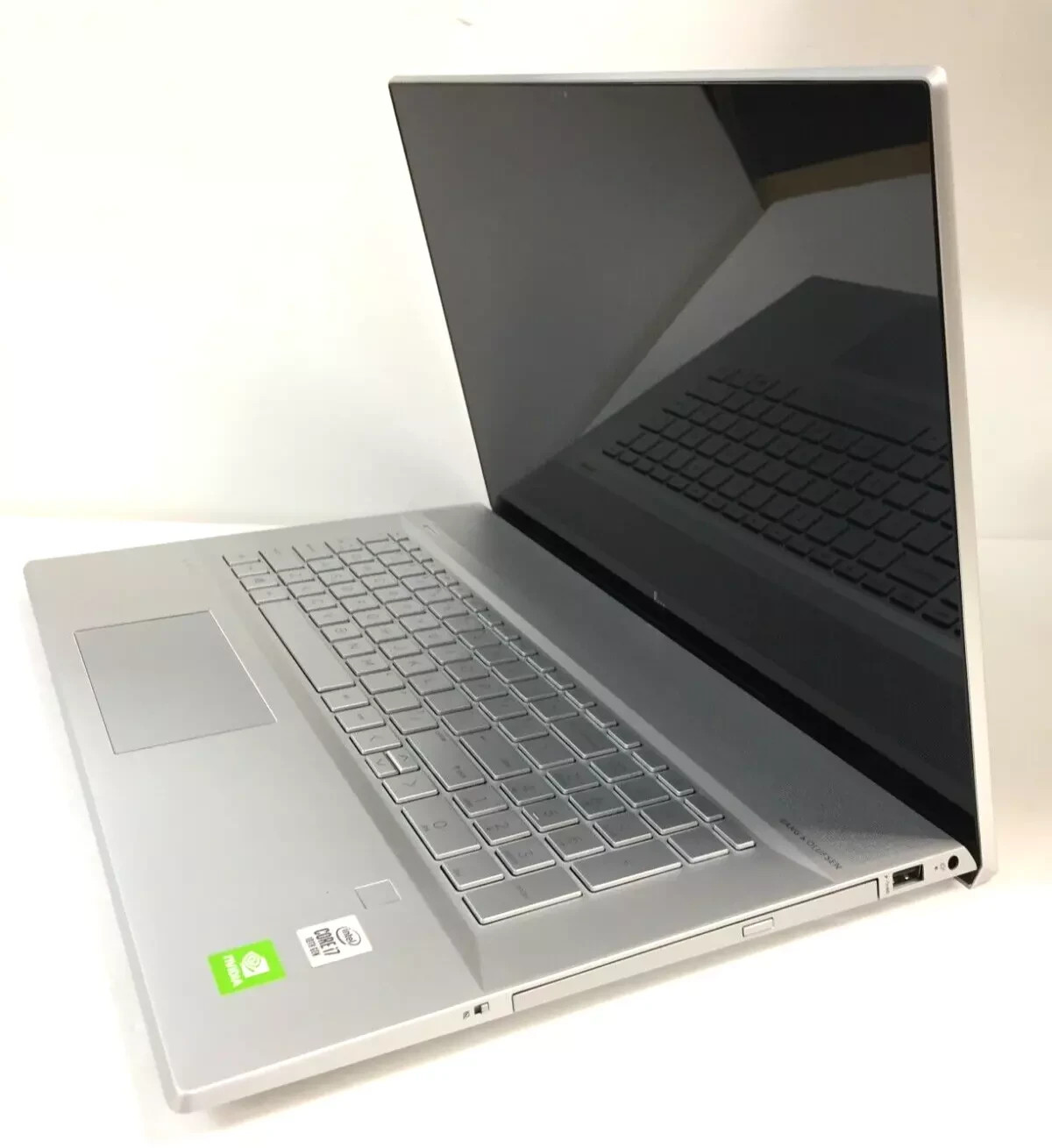 HP 17M ENVY CE+i7-10510@4.9GHz+1TB SSD+1TB SATA+16GB RAM+NVIDIA+ FREE AI-ONBOARD