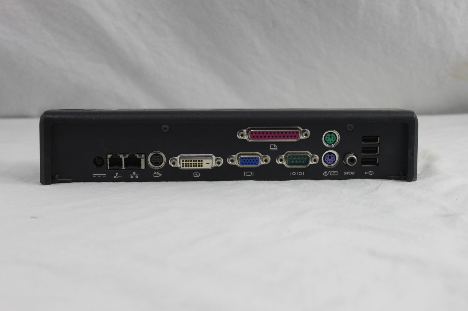 Dell Latitude D600 Laptop + Docking Station + Extra 60GB HDD – Tested Working