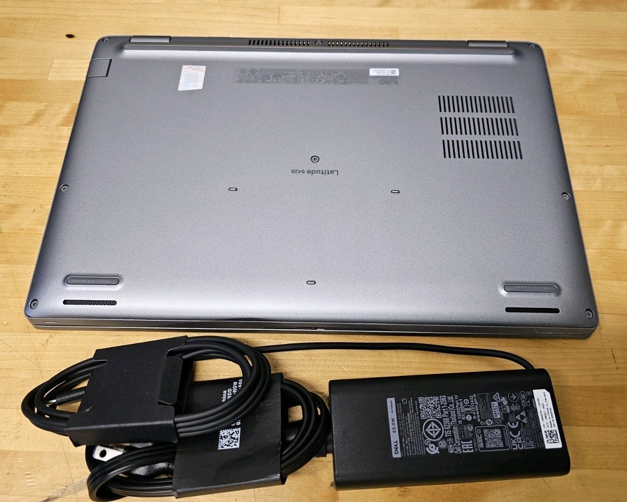 Dell Latitude 5420 14″ Laptop i5-1145G7@2.6GHz 16GB RAM 256GB SSD Windows 11 Pro