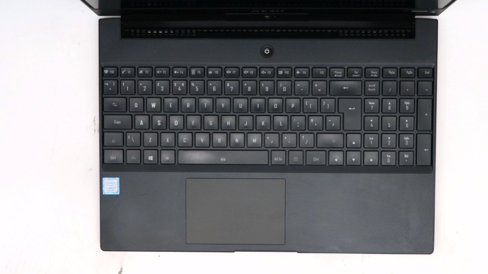Gigabyte AERO 15 Classic-WA 15″ i7-9750h 16GB 512GB – Very Good