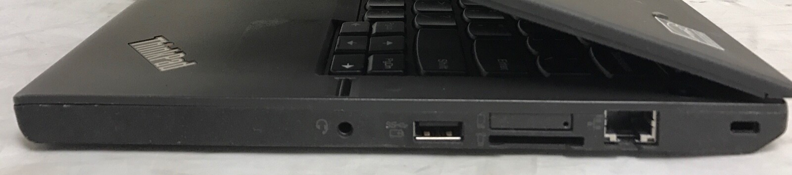 Lenovo ThinkPad X250 12.5″ Core i5-5300U 2.3GHz 8GB RAM -NO HDD / NO HDD CADDY