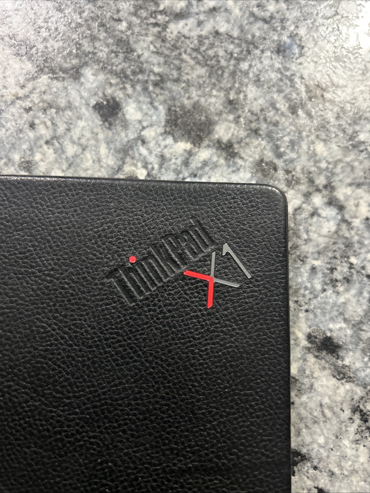 Lenovo ThinkPad X1 Carbon Gen 9 14″ i7-1185G7 512GB SSD 16GB RAM Under Warranty
