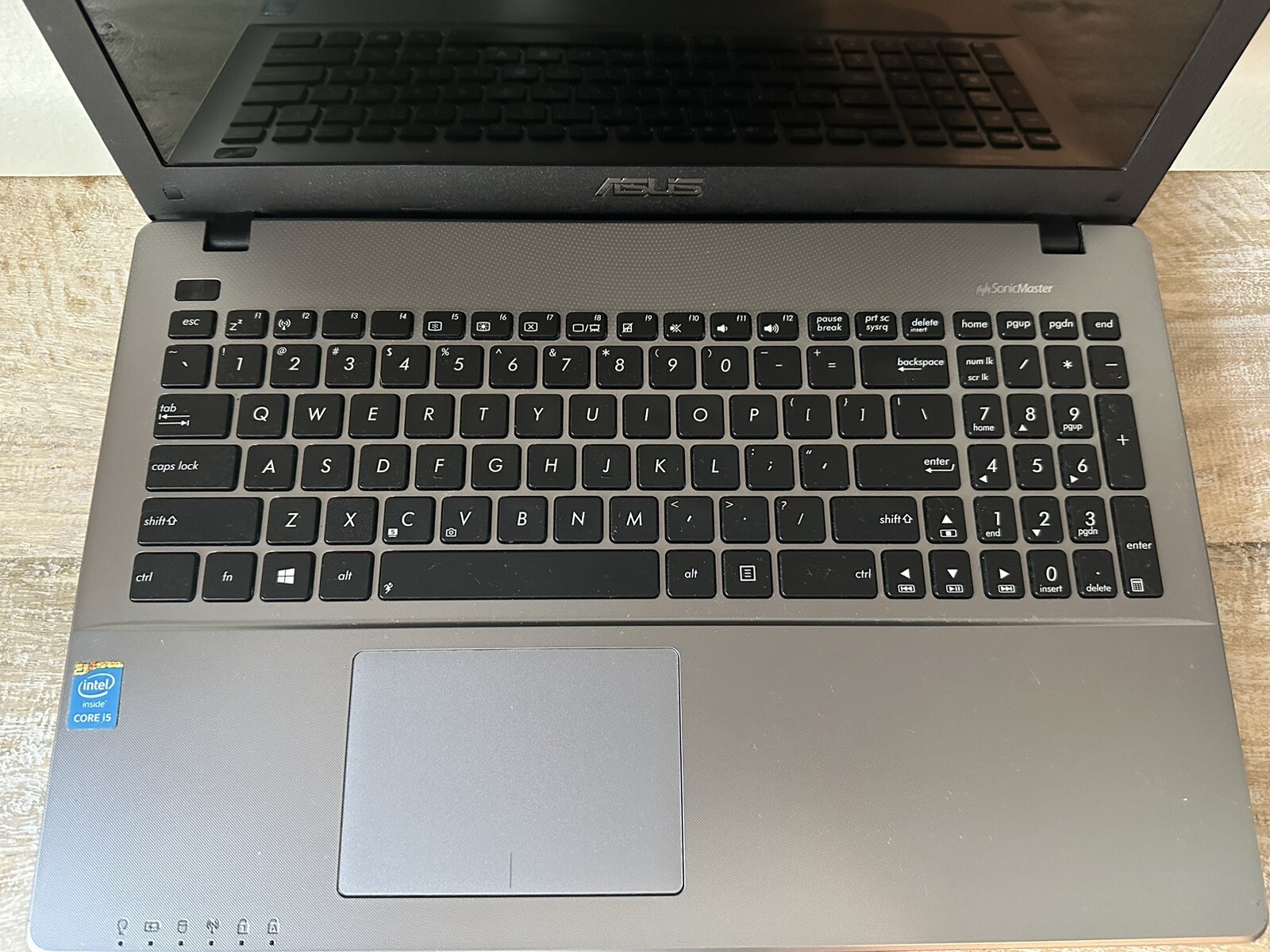 ASUS Laptop R510L, Intel i5 4210U, 240GB SSD, 8GB RAM, HDMI, Win 11 Home