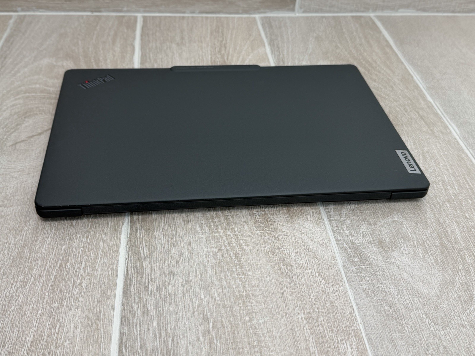 Lenovo ThinkPad X13s Gen 1 13″ Touch Laptop Snapdragon 8CX Gen 3 16GB RAM 512GB