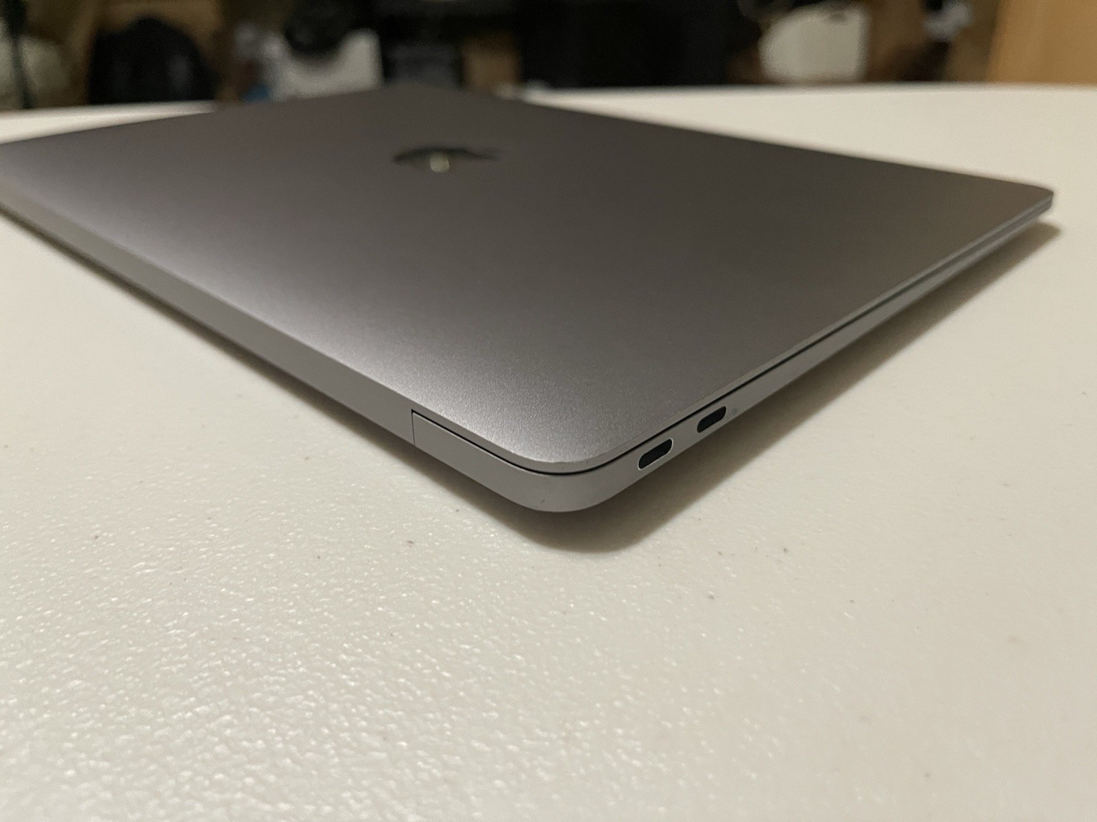 Apple A2179 MacBook Air 13″ 2020 Intel i5-1030NG 8GB LPDDR4 256GB SSD CC