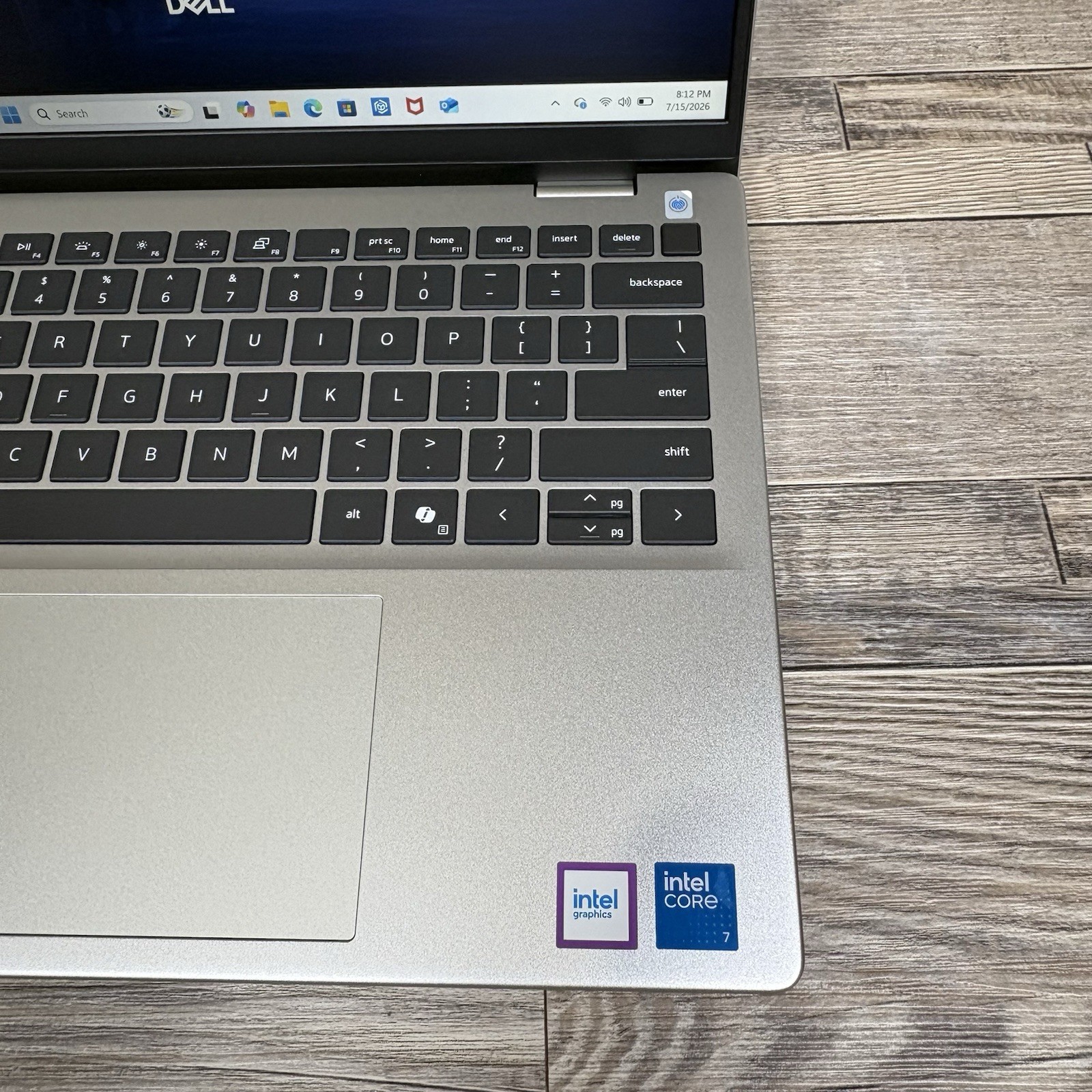 Dell 14 DC14250 14″ Core 7 150U 1.8GHz 16GB RAM 1TB SSD Open Box