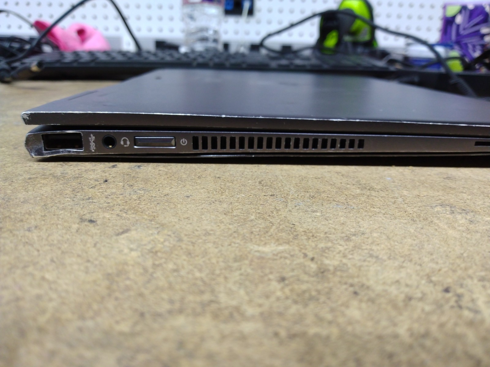 HP Envy X360 13m-ag0xxx 13.3″ Ryzen 5 2500U 8GB RAM 128GB SSD No OS