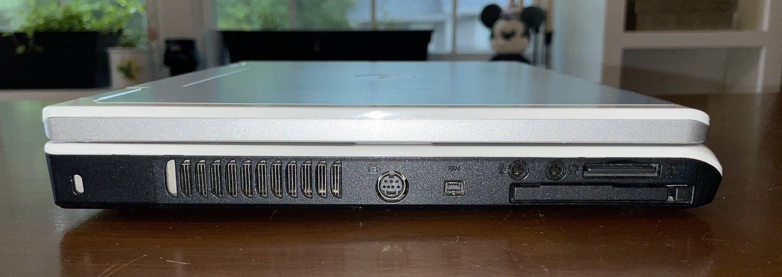 Dell Inspiron 640m Retro Windows XP Laptop w/batt, chrg. (18B1)