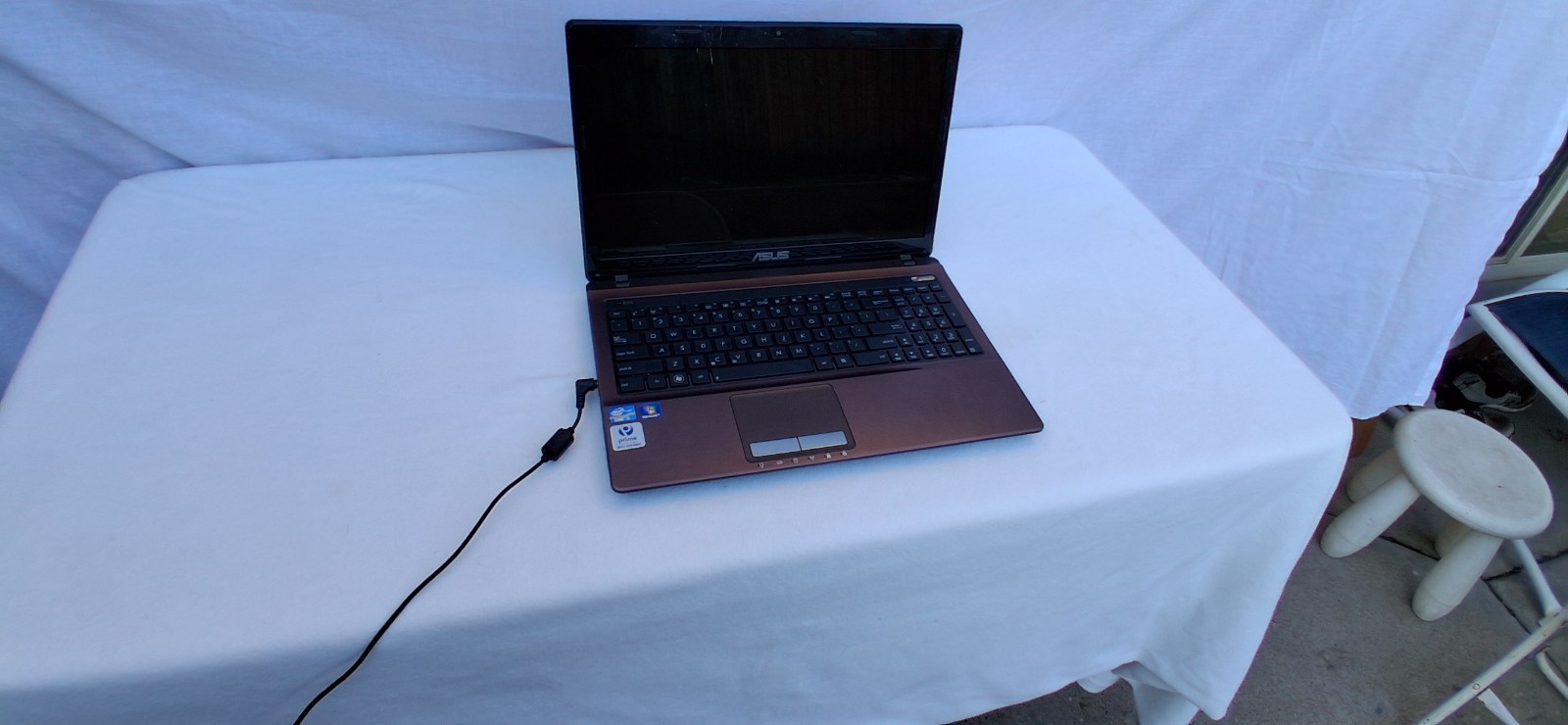 ASUS K53E 15.6″ Laptop Intel Core i5-2450M 2.5 GHz 4GB RAM 500 GB Hard Drive Bro