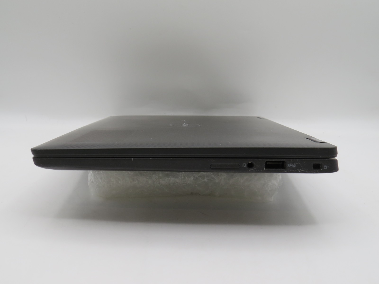 Dell Latitude 7310 i7-10610U @ 1.8GHz 16GB / 256GB m2 13.3 touch Win 11
