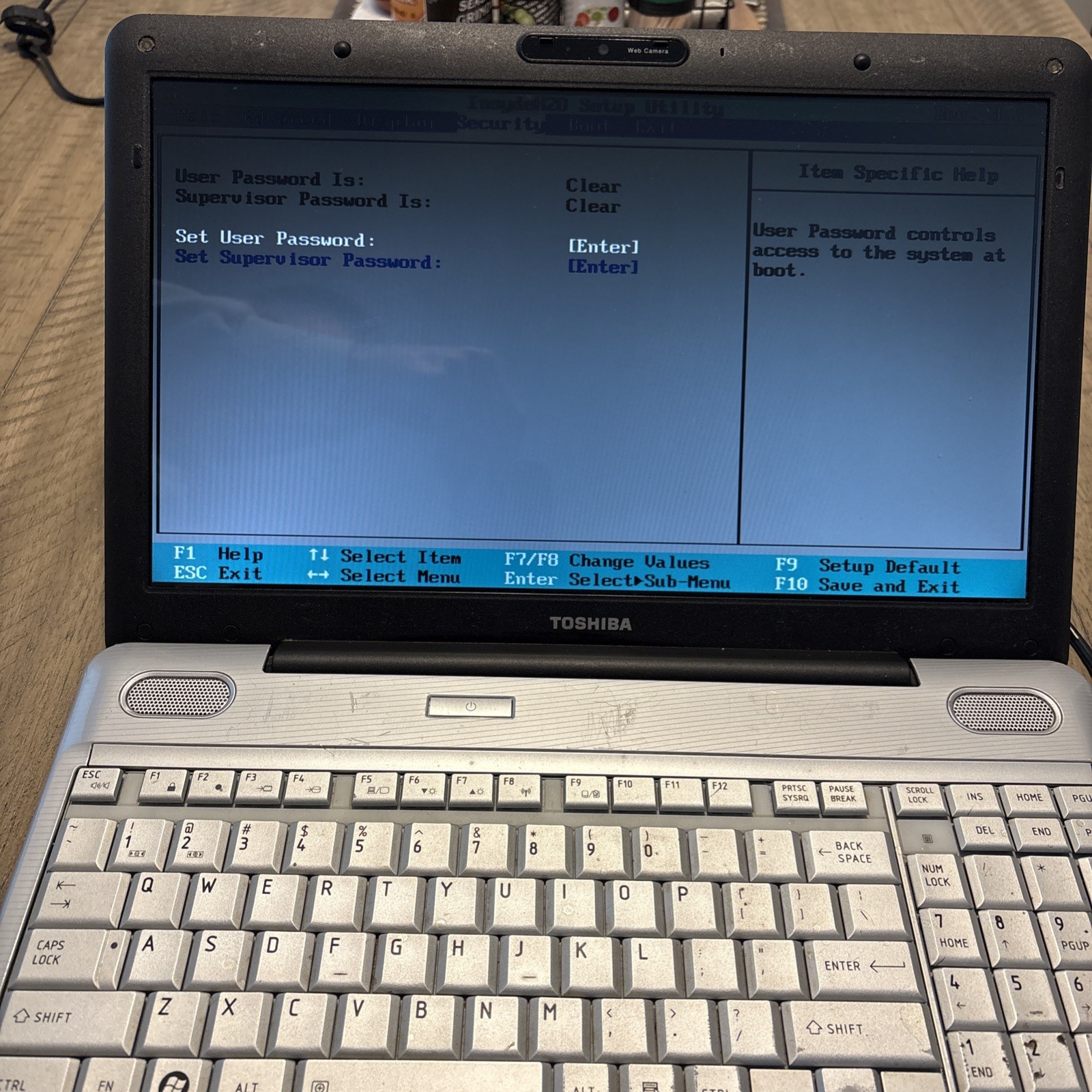 Toshiba Satellite L505-ES5018 Pentium dual Core T4400 2.20GHz Laptop