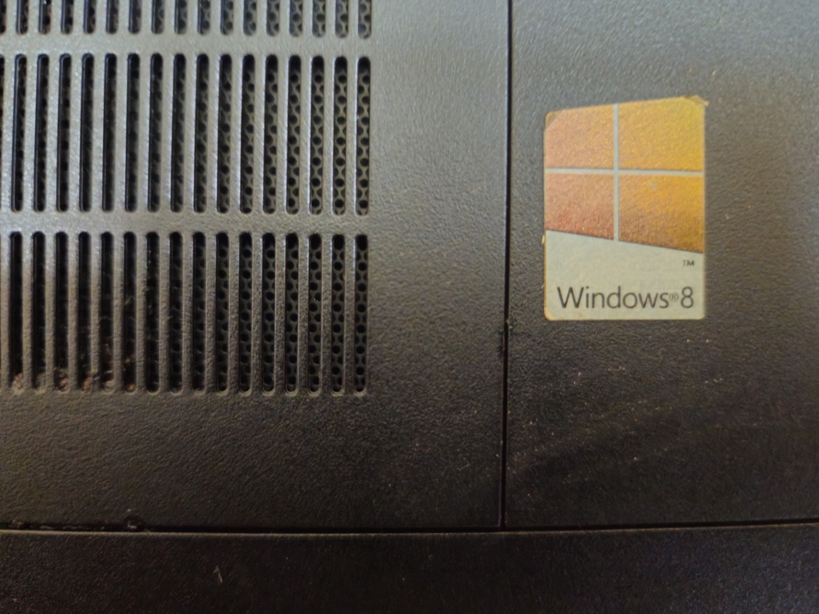 hp 2000 vision amd | Clean Looking Laptop | Blue In Color | Charger Cord Not Inc
