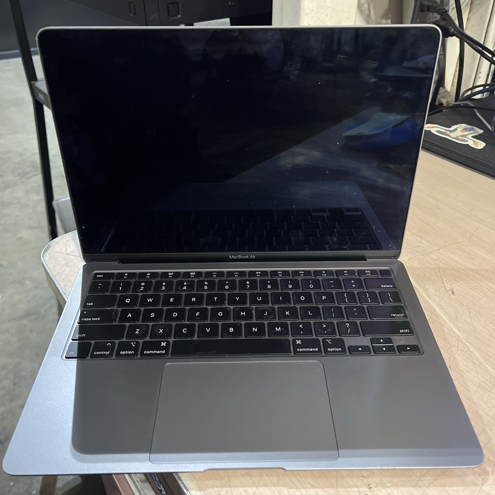 APPLE MACBOOK AIR 13″ SCISSOR, 2020 CORE I3-1000NG4 1.1GHZ 8GB RAM 256SSD
