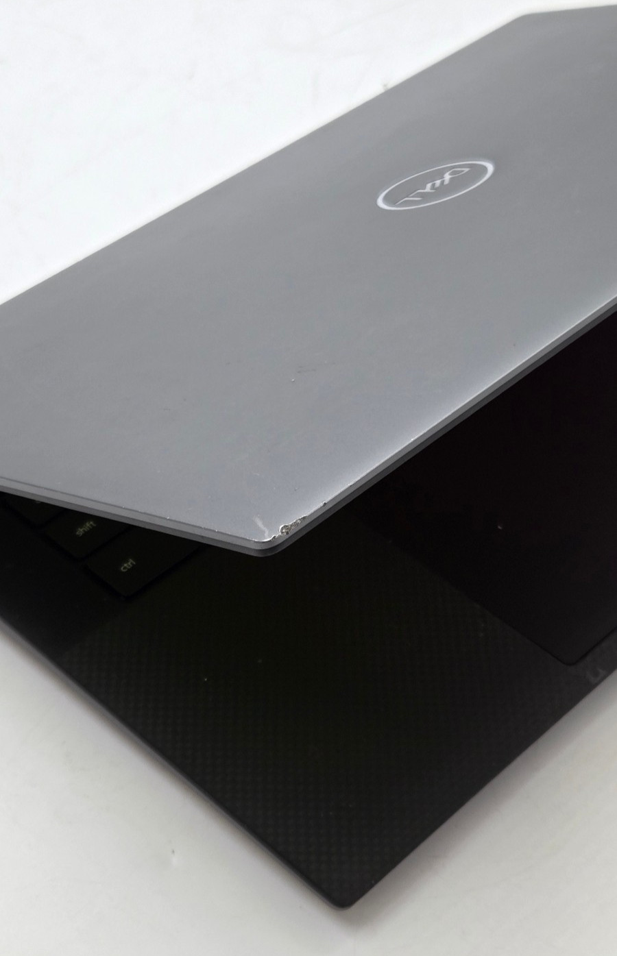Dell Precision 5570 Touch 15″ Intel i7-12th /32GB Ram 512 NVMe NVIDIA RTX A2000