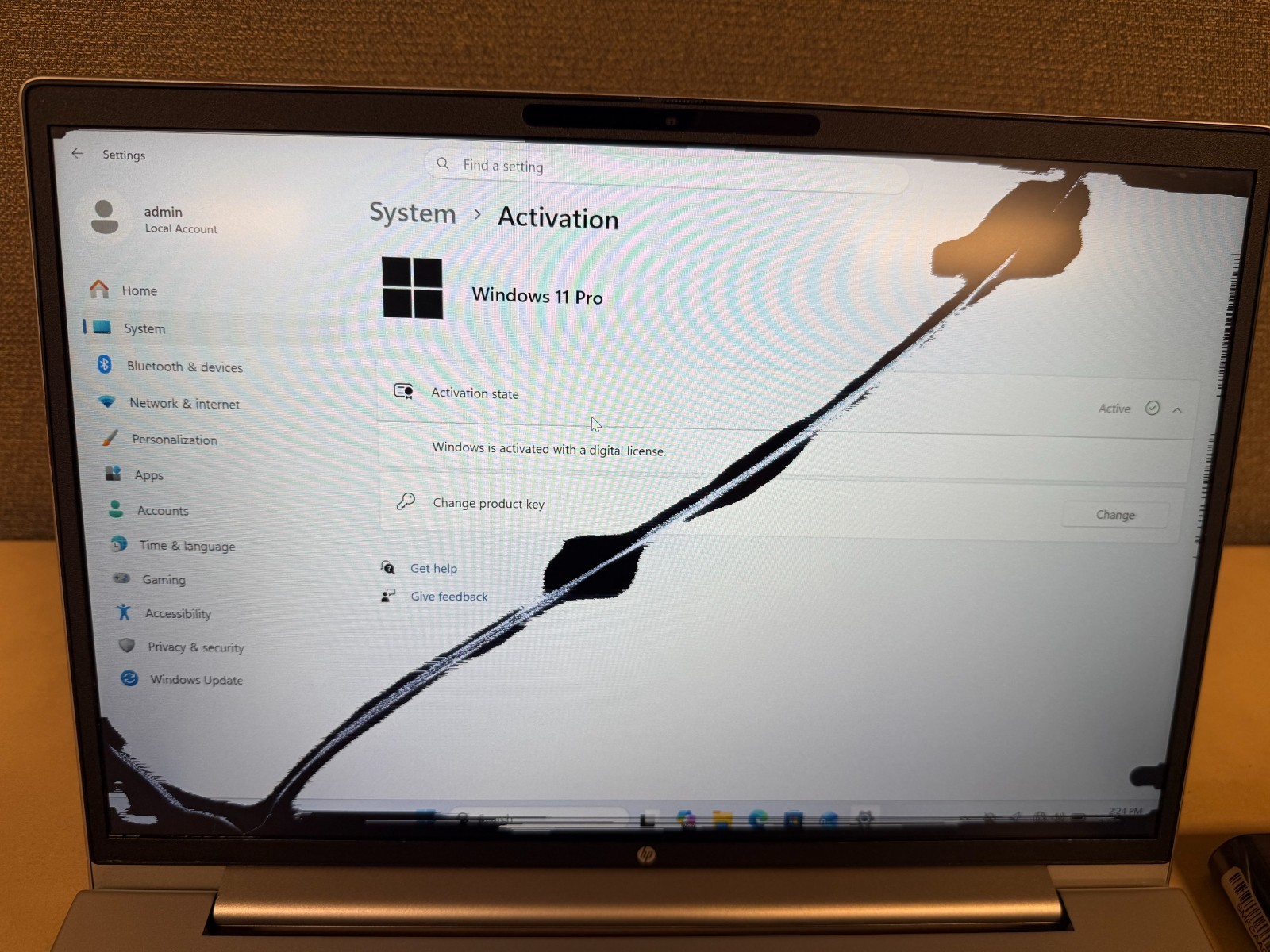 HP ProBook 440 G11 14″ Laptop Intel Ultra 7 155U 32GB 512GB SSD – Cracked LCD