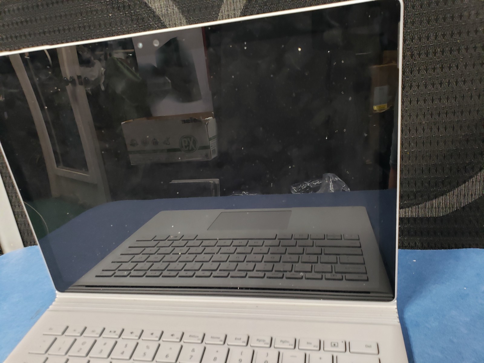 Microsoft Surface Book 1703 specs unknown for parts boot issue