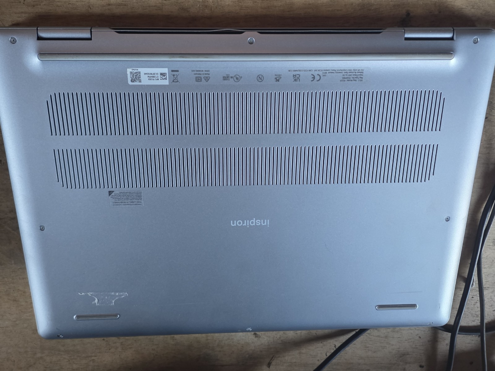2024 Dell Inspiron 16 Plus 7640 Laptop Ultra 7 32GB 1TB SSD 16″ FHD+ Touch Power