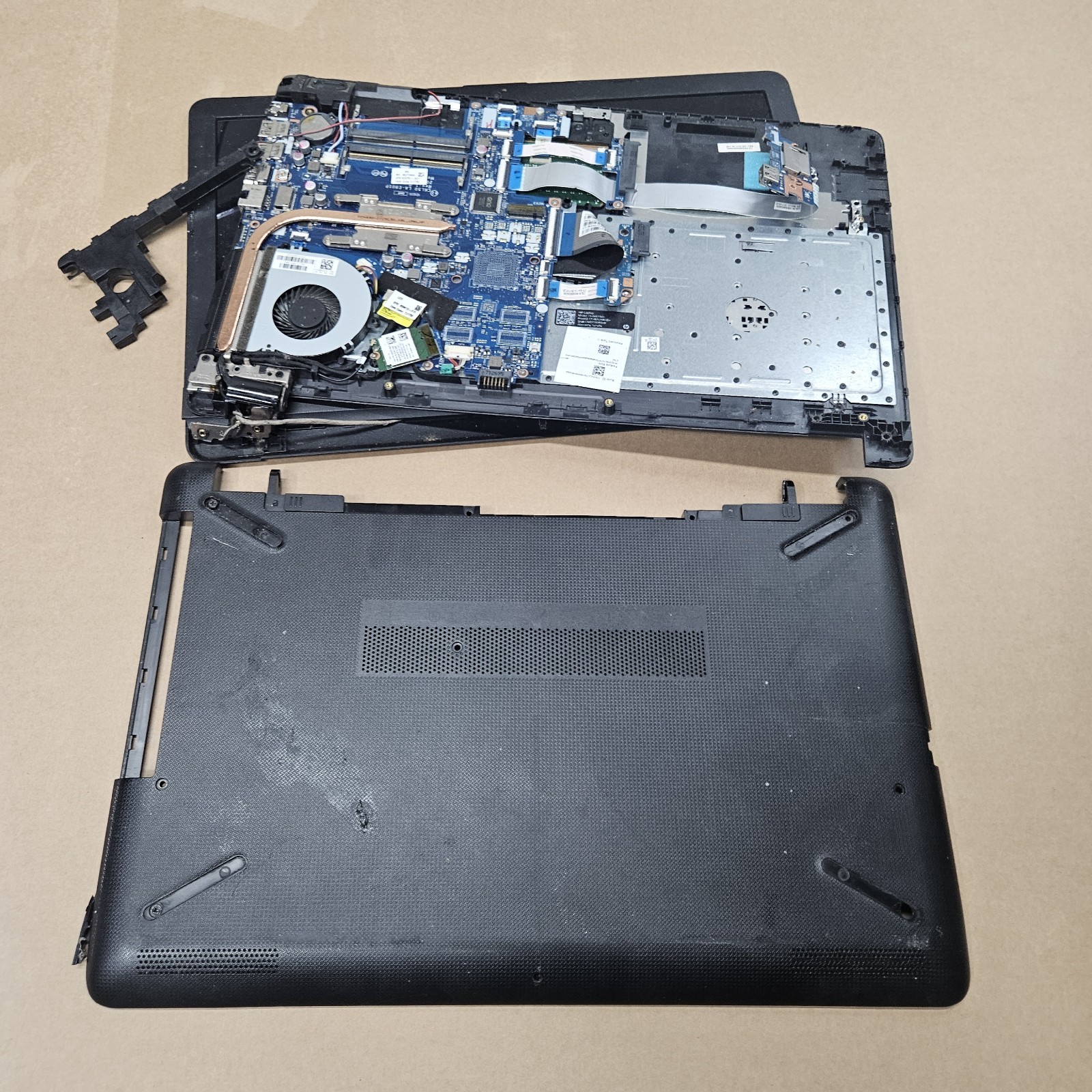 HP 15-BS 15.6″ Laptop For Parts Intel i5 7th Gen Motherboard LA-E801P NO RAM/ HD
