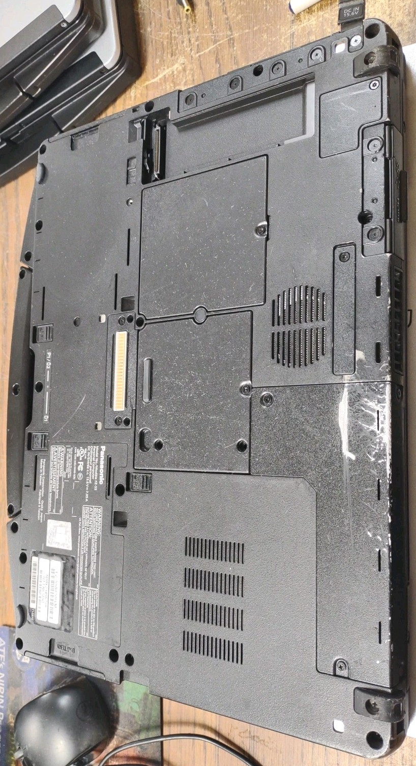 Panasonic ToughBook FZ-55 W/ i5-8365U, 16GB RAM, NO HDD OR HDD COVER. NON TOUCH