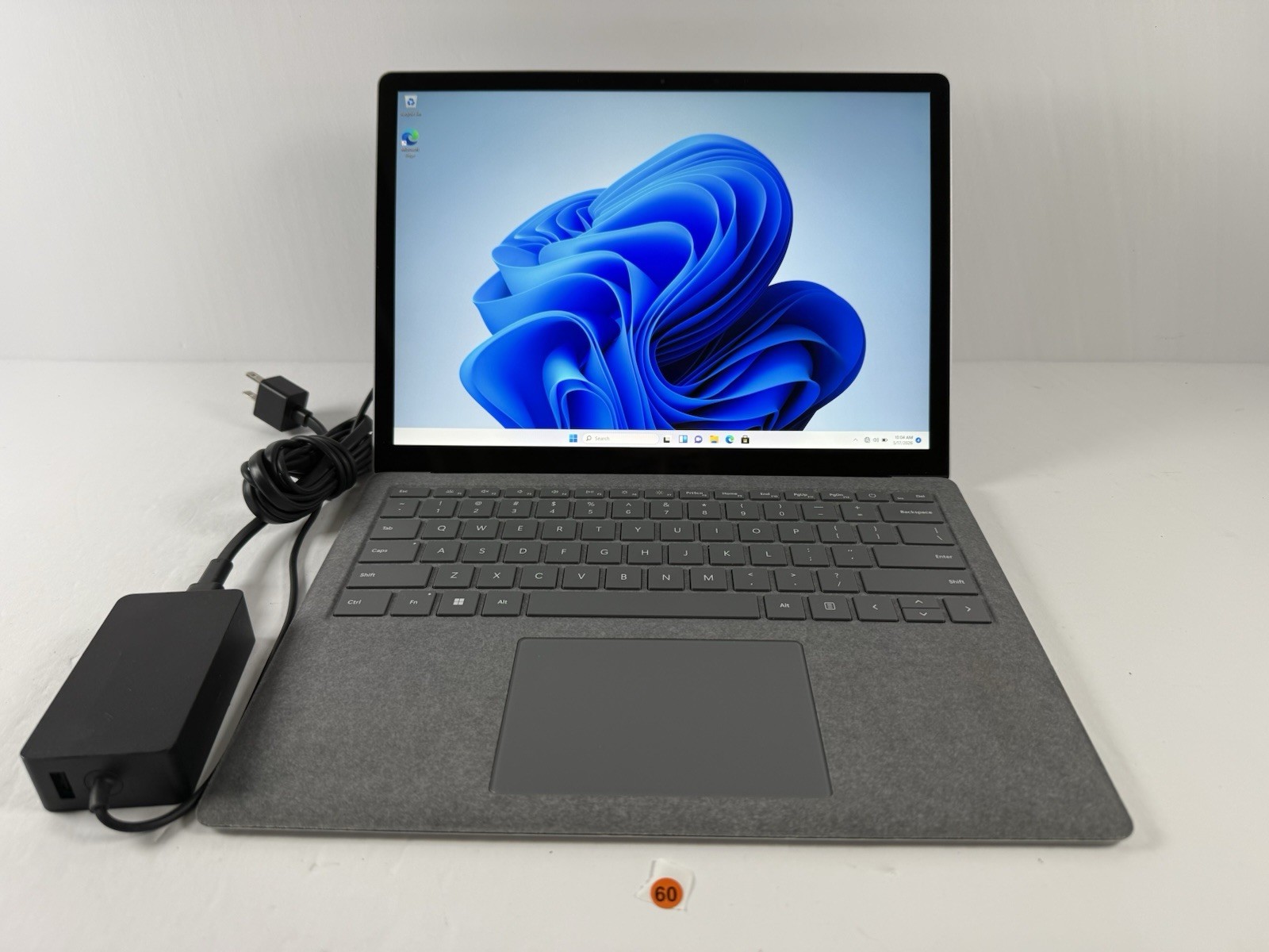 Microsoft Surface Laptop 5 13.5” 1950 Intel Core i7-1265U 16GB RAM 512GB NVME
