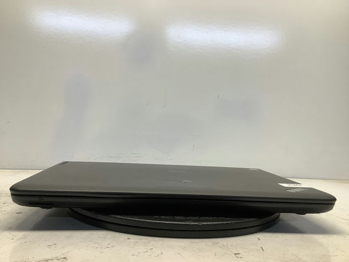 Lenovo ThinkPad E550 Intel i3-4005U 1.7GHz 4 GB NO HDD