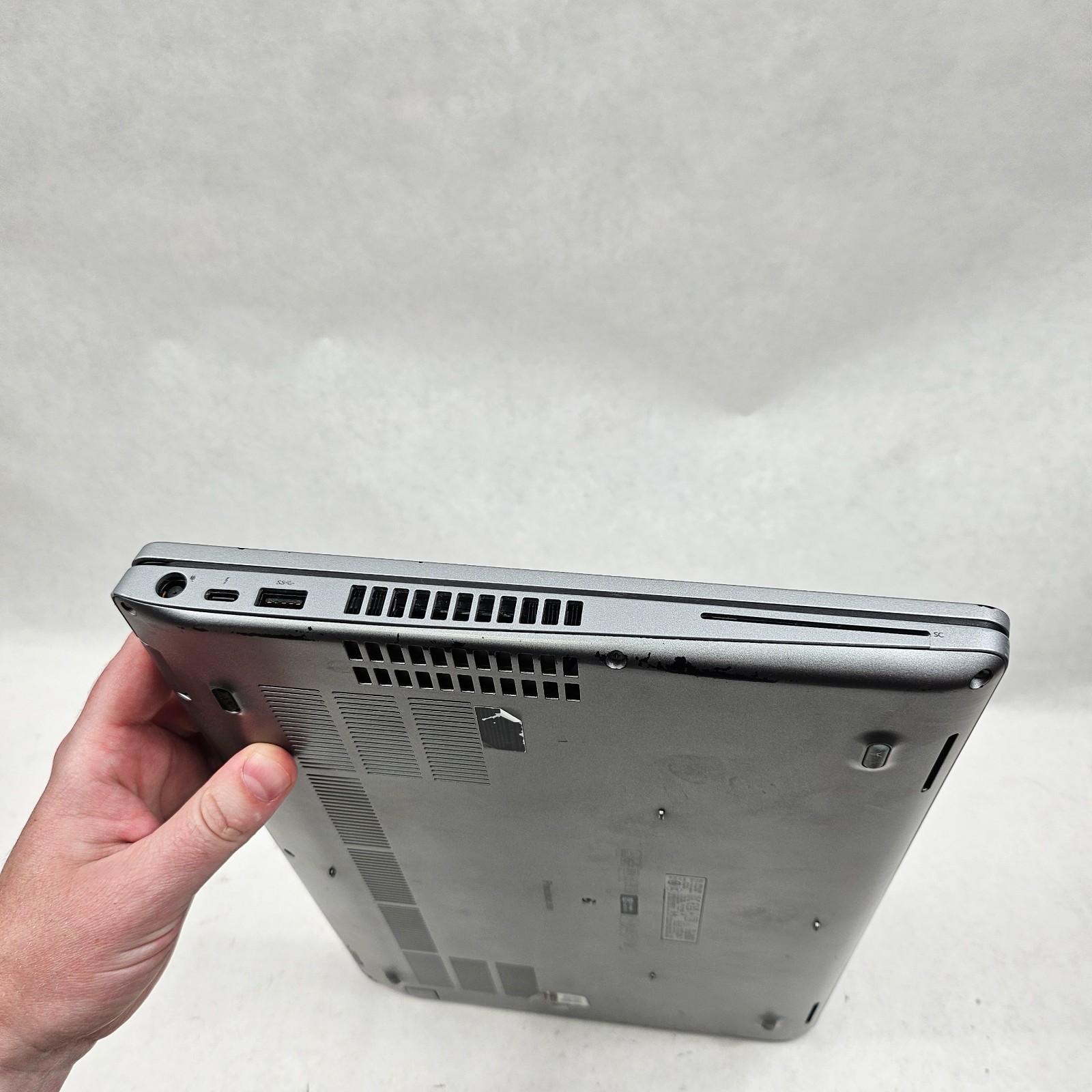Dell Precision 3551 15.6 FHD Core i7-10750H 2.60GHz 16GB 512GB SSD Quadro P620