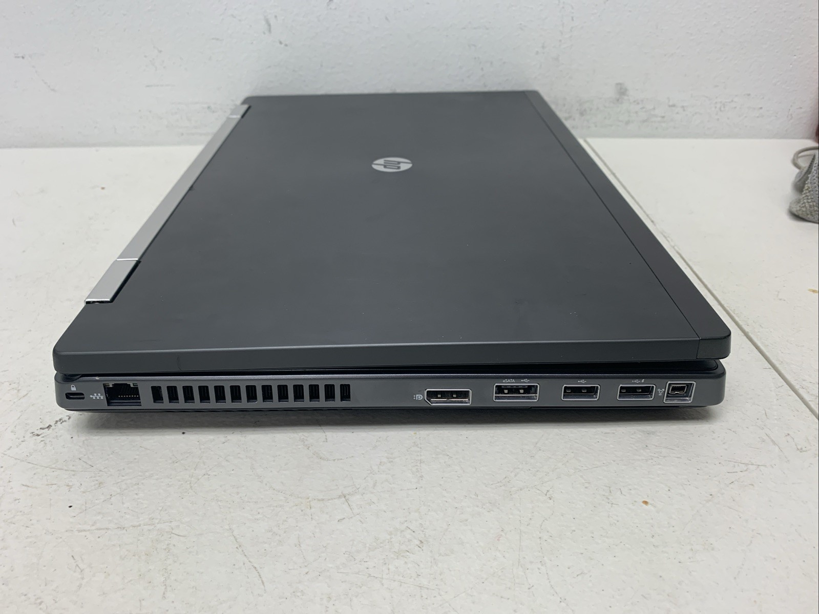 HP Elitebook 8560W i5-2540M – RAM 8GB Ram 256gb SSD Wind10 Pro Read Description