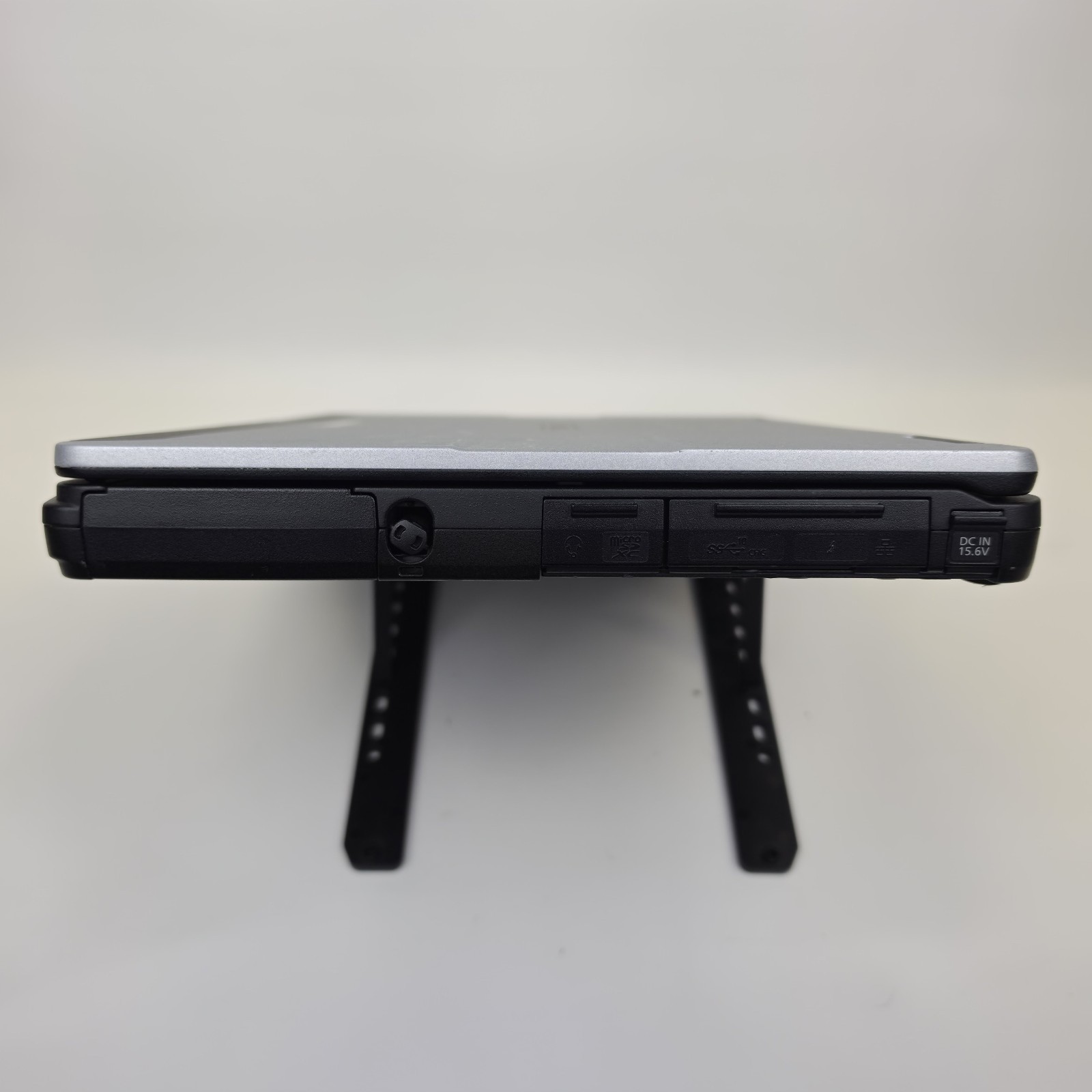 Panasonic Toughbook FZ-55 MK2 FHD I7-1185G7 32GB 512 NO OS/AC