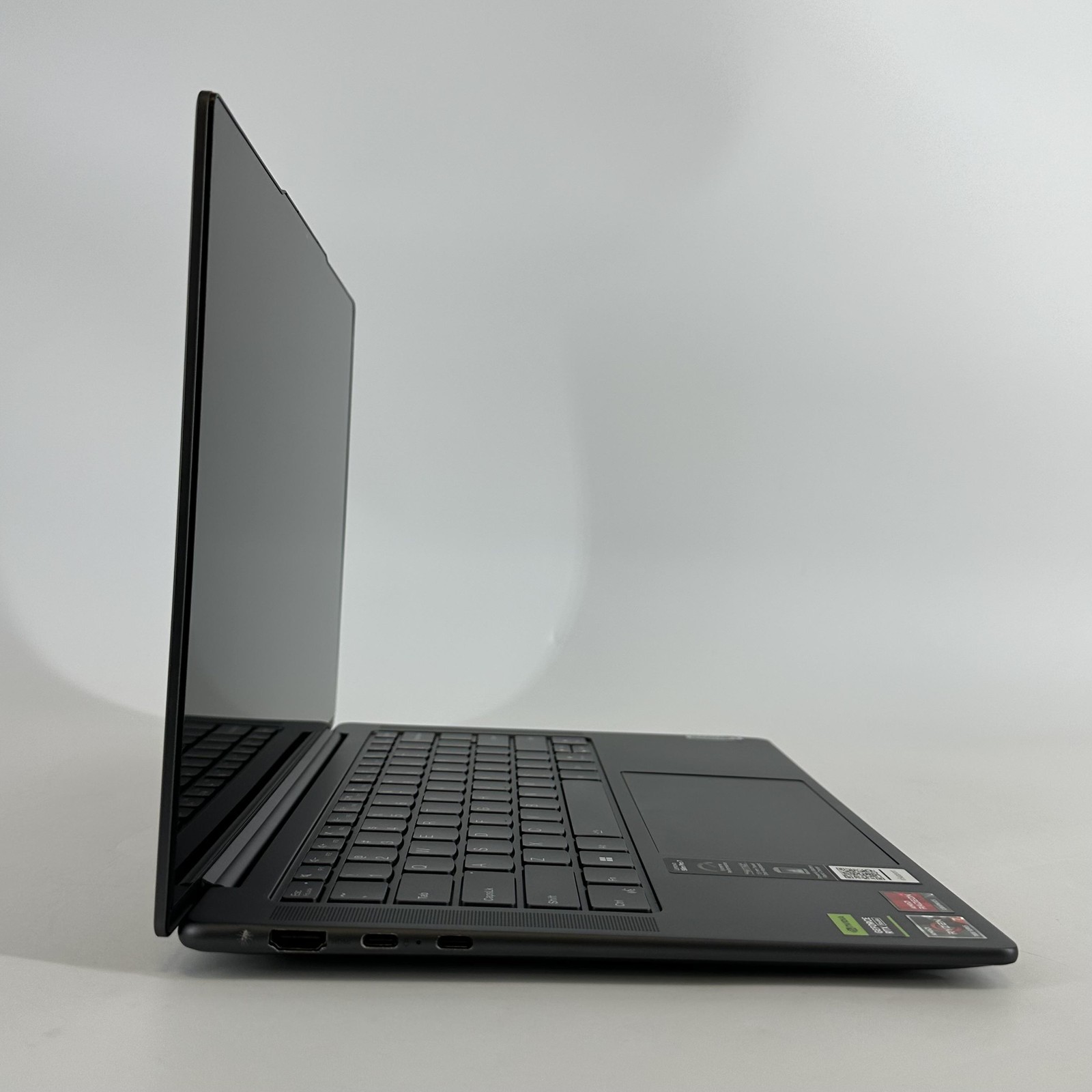 Lenovo Slim Pro 7 14 QHD+ TOUCH 3.2GHz Ryzen 7 7735HS 16GB 1TB SSD RTX 3050 Good