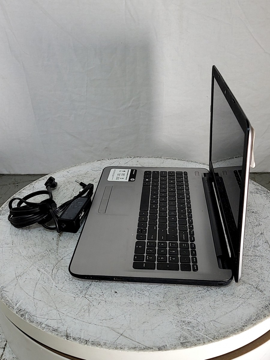 HP Notebook 15-ba113cl X7T77UA-ABA Laptop AMD A10-9600P 12GB 500GB SEE NOTES