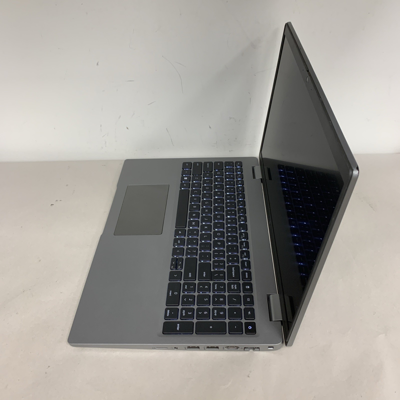 Dell Latitude 5530 Intel Core i5-1235U 16GB RAM NO SSD | BAD SCREEN AS IS