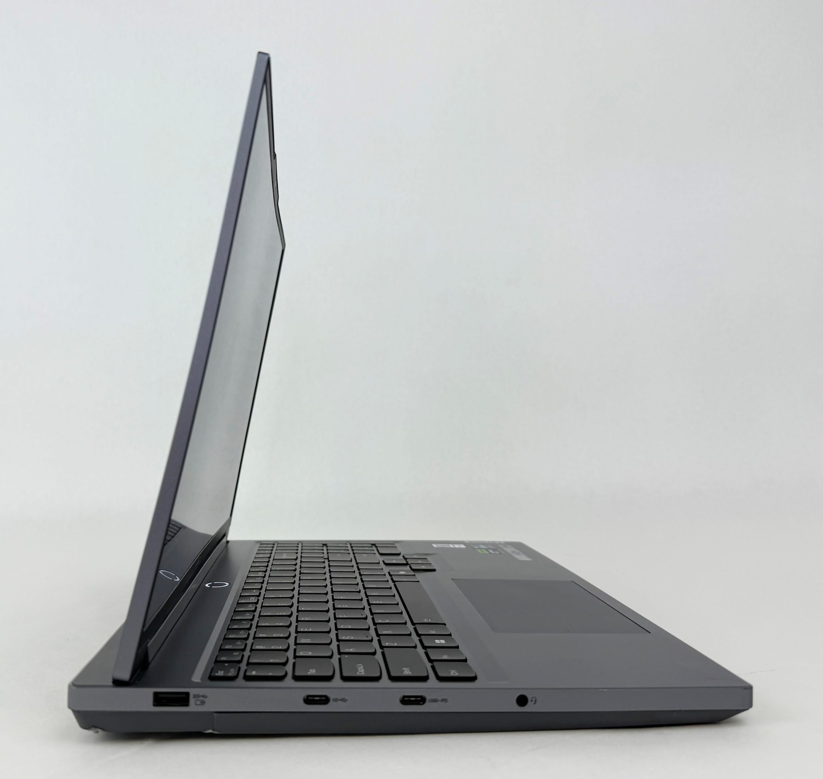 Lenovo Legion 5 16IRX9 16″ 2560×1600 i9-14900HX 32GB 1TB SSD RTX 4060 W11H