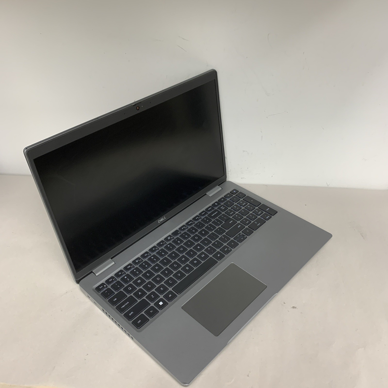 Dell Latitude 5530 Intel Core i5-1235U 16GB RAM NO SSD | BAD SCREEN AS IS