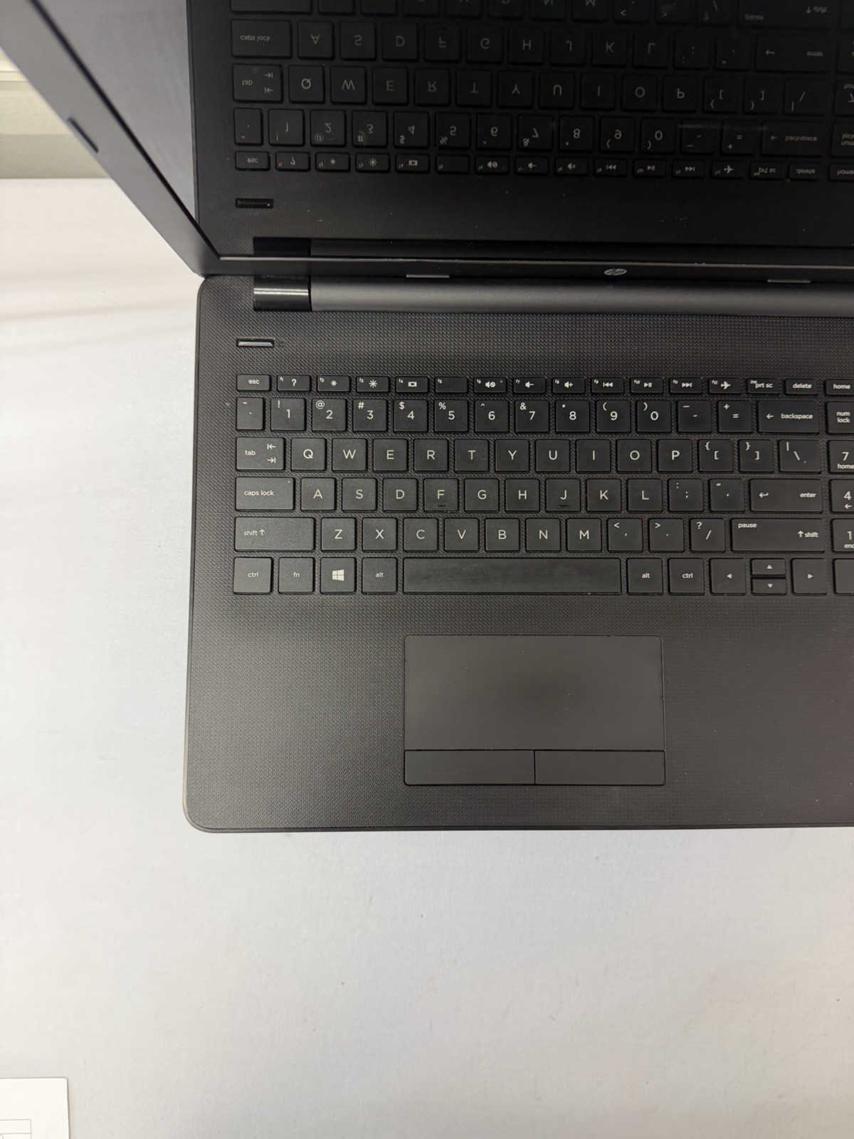 HP Laptop 15-65289wm – Good Screen – Intel Pentium Silver N5000 – Read Des