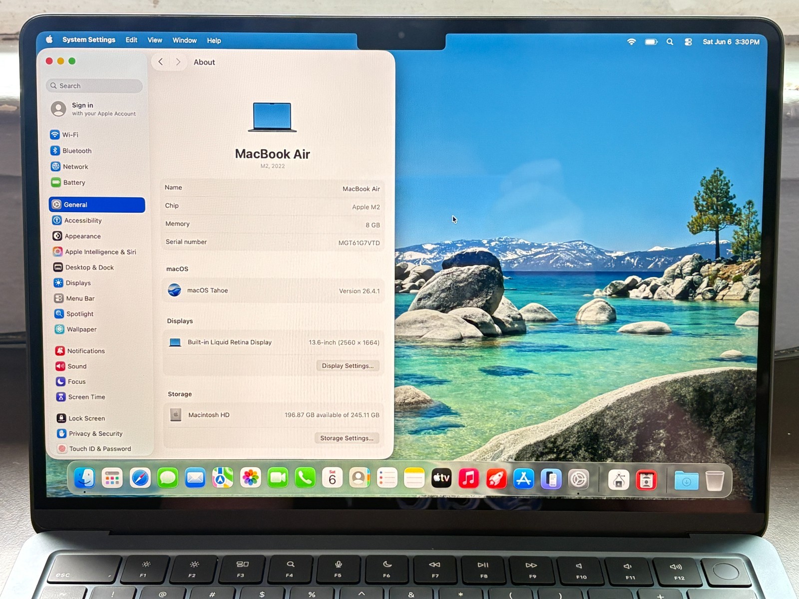 Apple MacBook Air M2 2022 A2681 8GB RAM 256GB SSD 42 Cycles – Box & Pwr Adptr
