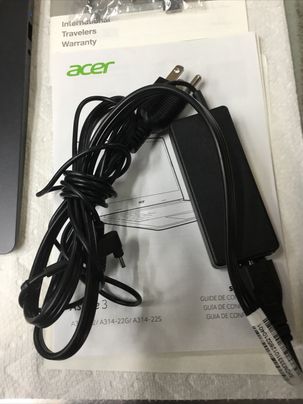 Acer Aspire 3 A314-22 Series | AMD 3020e | 4GB | 128GB SSD | Win 10 S | W Box