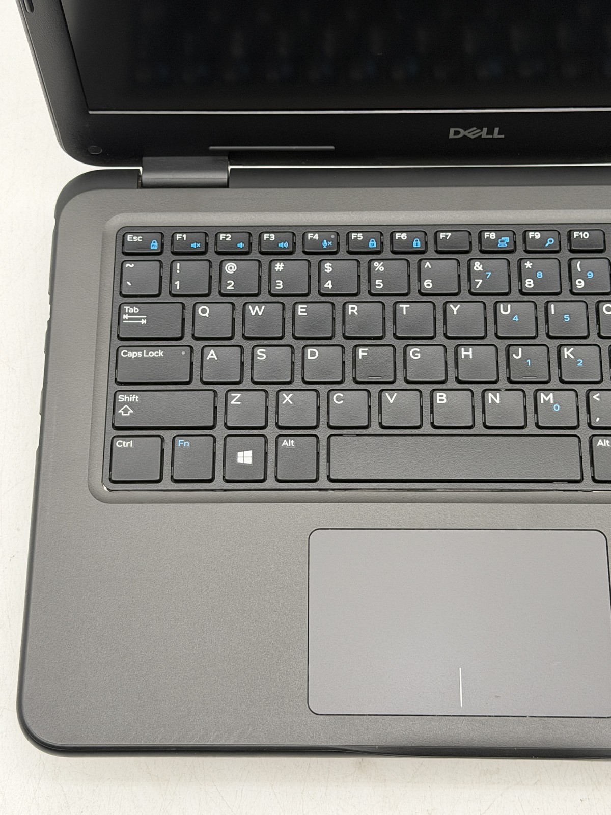 Dell Latitude 3310 13.3in i5-8265U 8GB 128GB NO OS *Read*