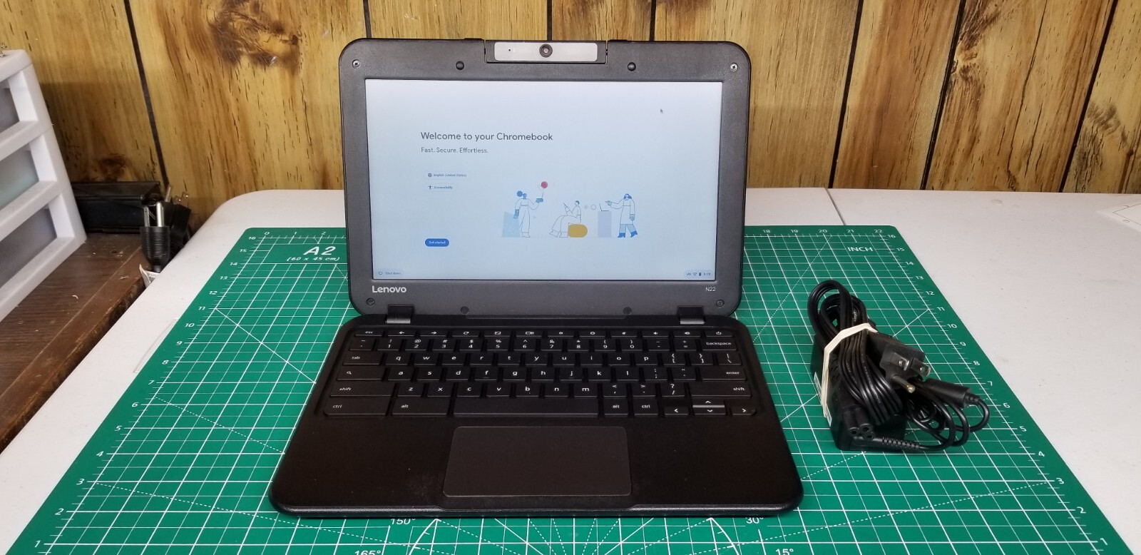 11.6″ Lenovo Chromebook N22 @1.6GHz 16GB SSD 4GB DDR3 w/oem lenovo Charger Cord
