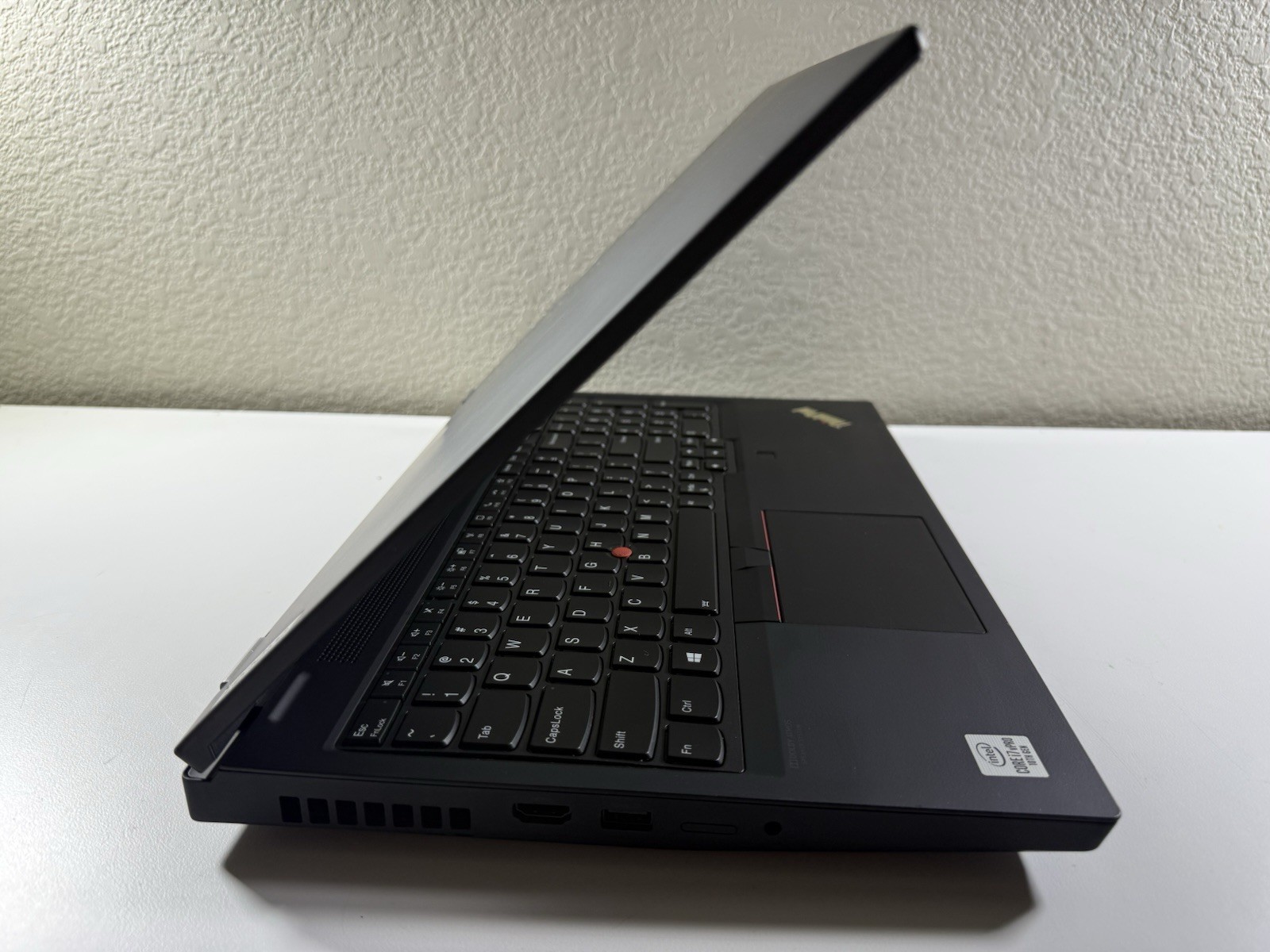 LENOVO THINKPAD P15 GEN 1 | CORE I7-10850H 512GB 8GB RAM WIN 11 NVIDIA T1000