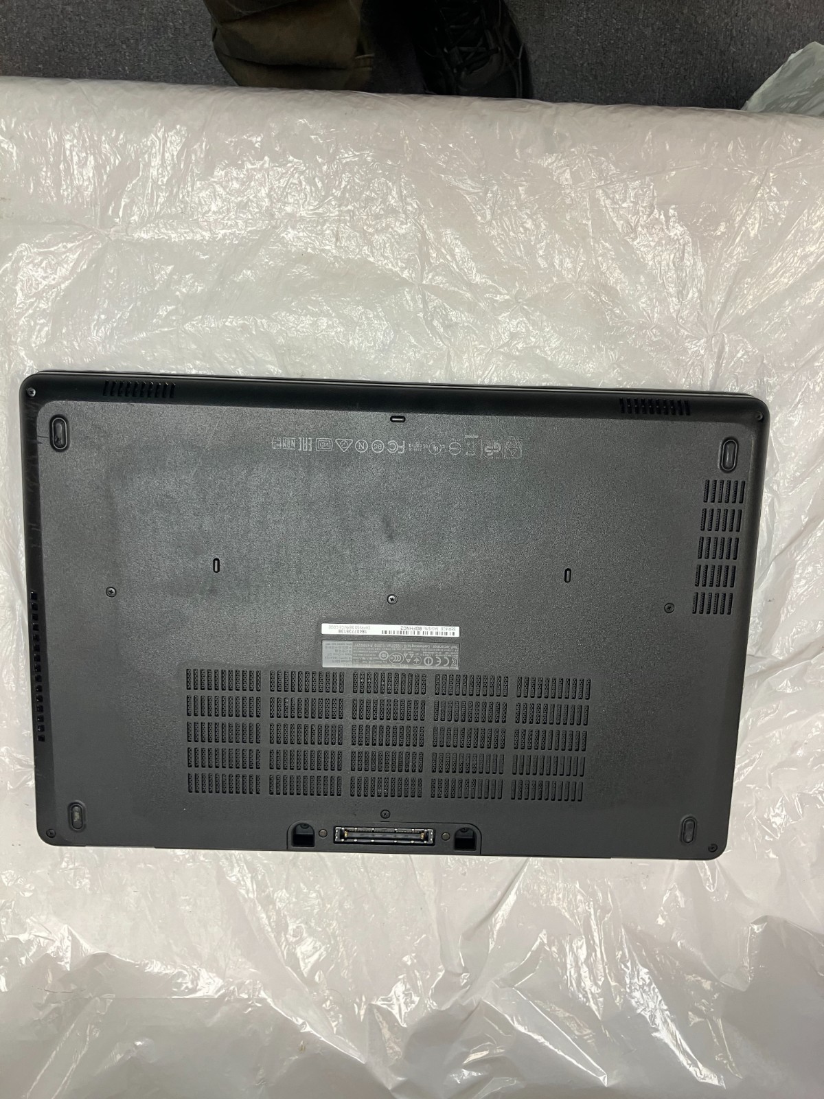 Dell Latitude E5570, Intel Core i5-6440HQ @ 2.60 GHz, 8GB NO HDD FOR PARTS