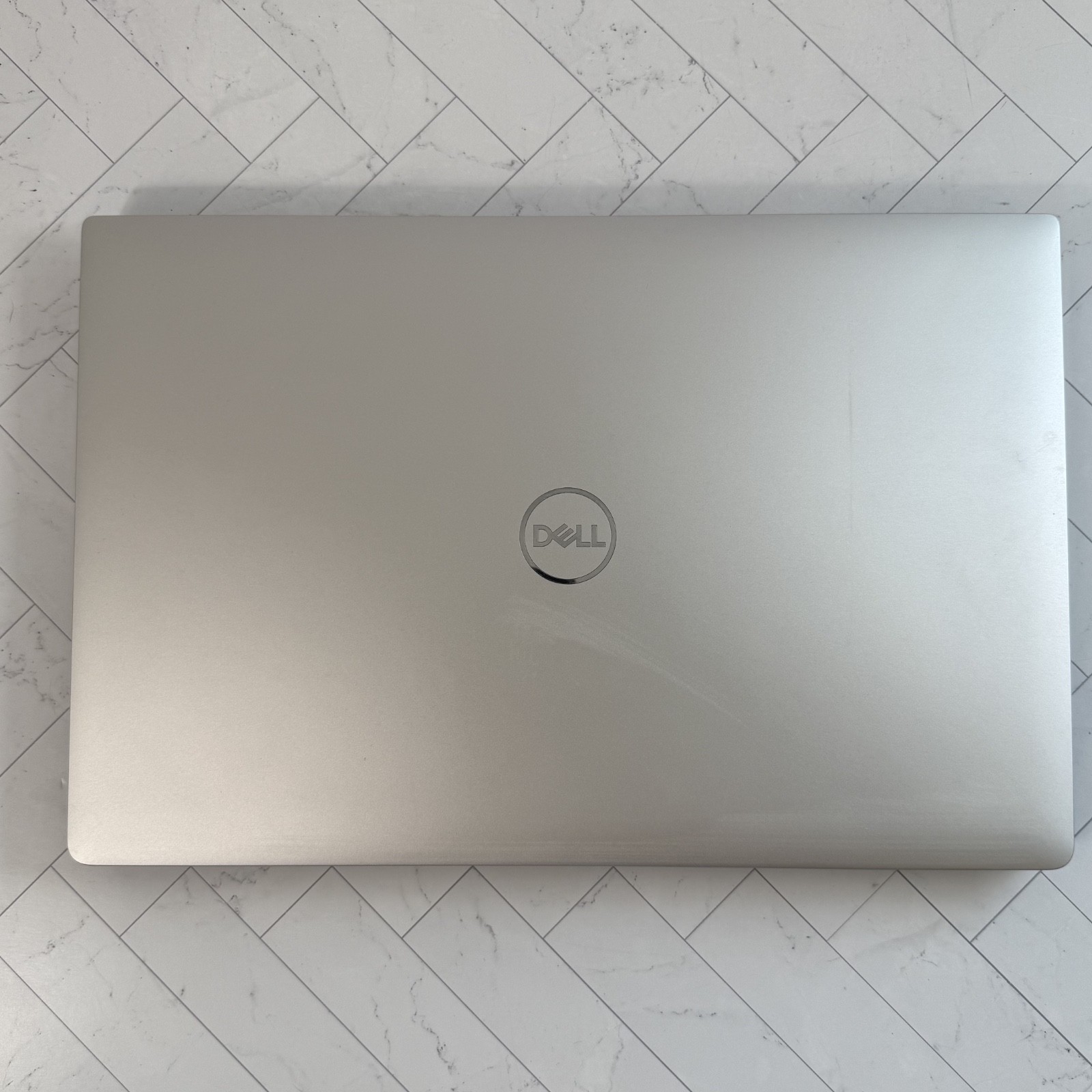 DELL XPS 15 Core i7 9th Gen 15.6″ Broken Bad Display #H875