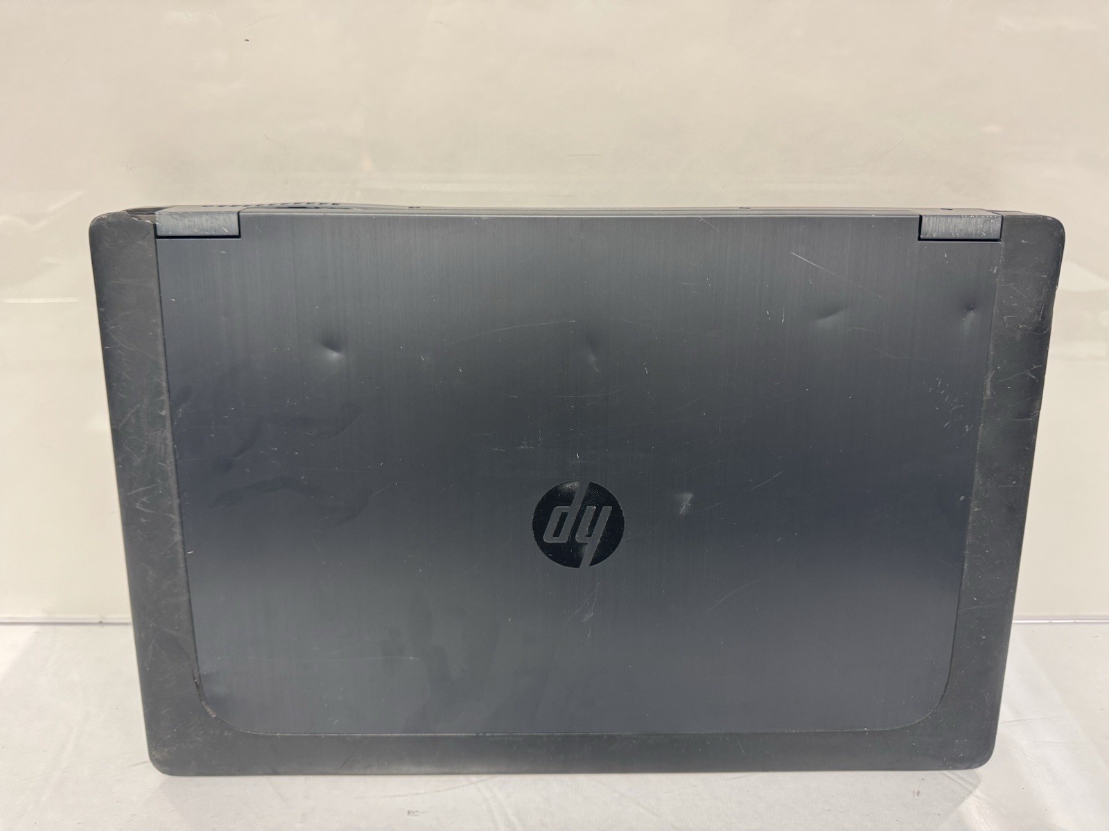 HP ZBook 17 Workstation Intel i7-4800MQ @ 2.70 GHz 8GB Ram No HDD #1