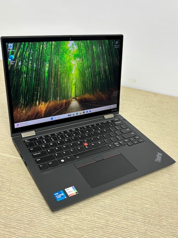 Lenovo ThinkPad X13 Yoga Gen 2 Touchscreen 2in1 i5-1145G7 16GB 256GB SSD~ W11 P