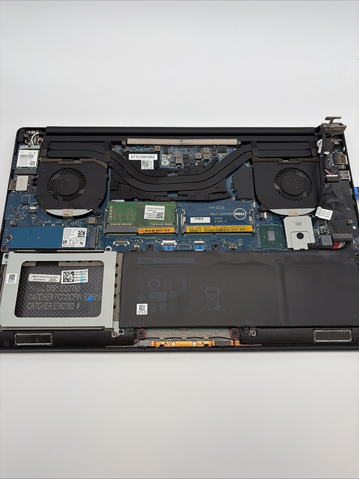 Dell Precision 5520 Xeon E3-1505M v6 4GB RAM 128GB SSD PARTS (L75)