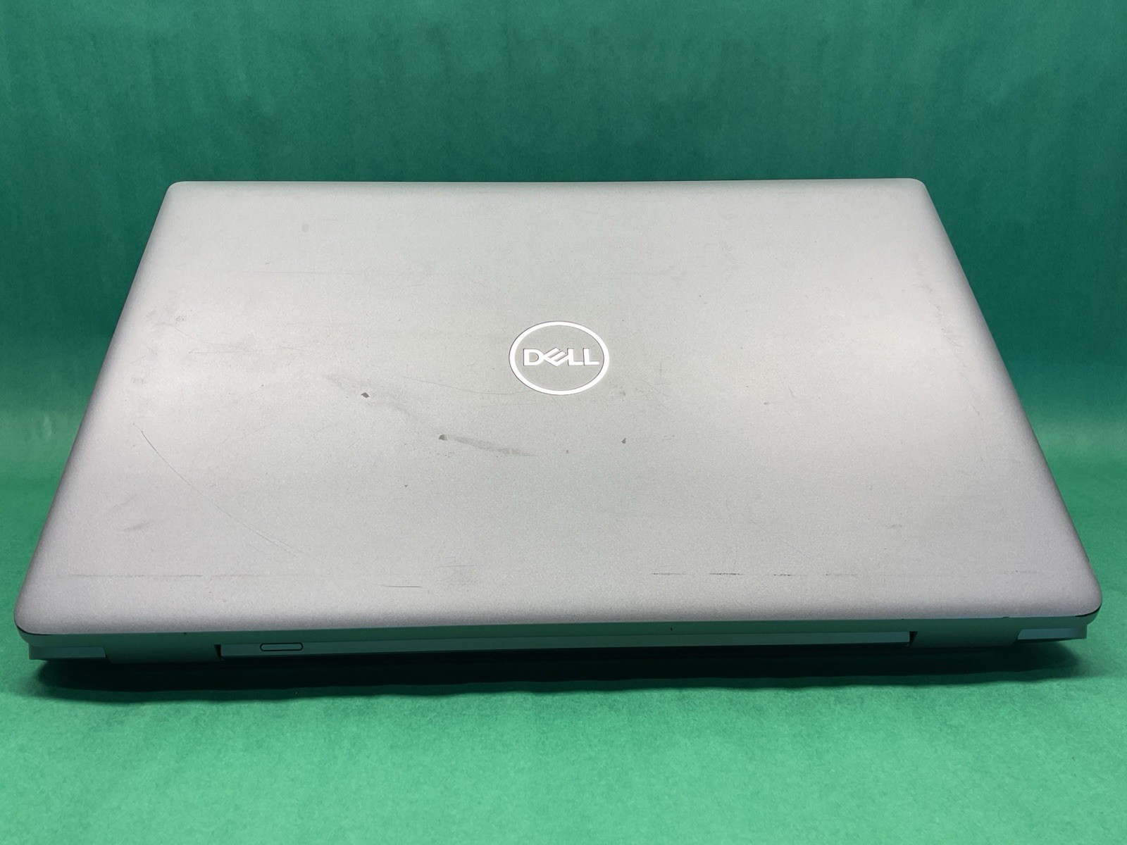 Dell Latitude 5540 15.6″, i5 – 1335U – Powers On – NO HARD DRIVE- Untested