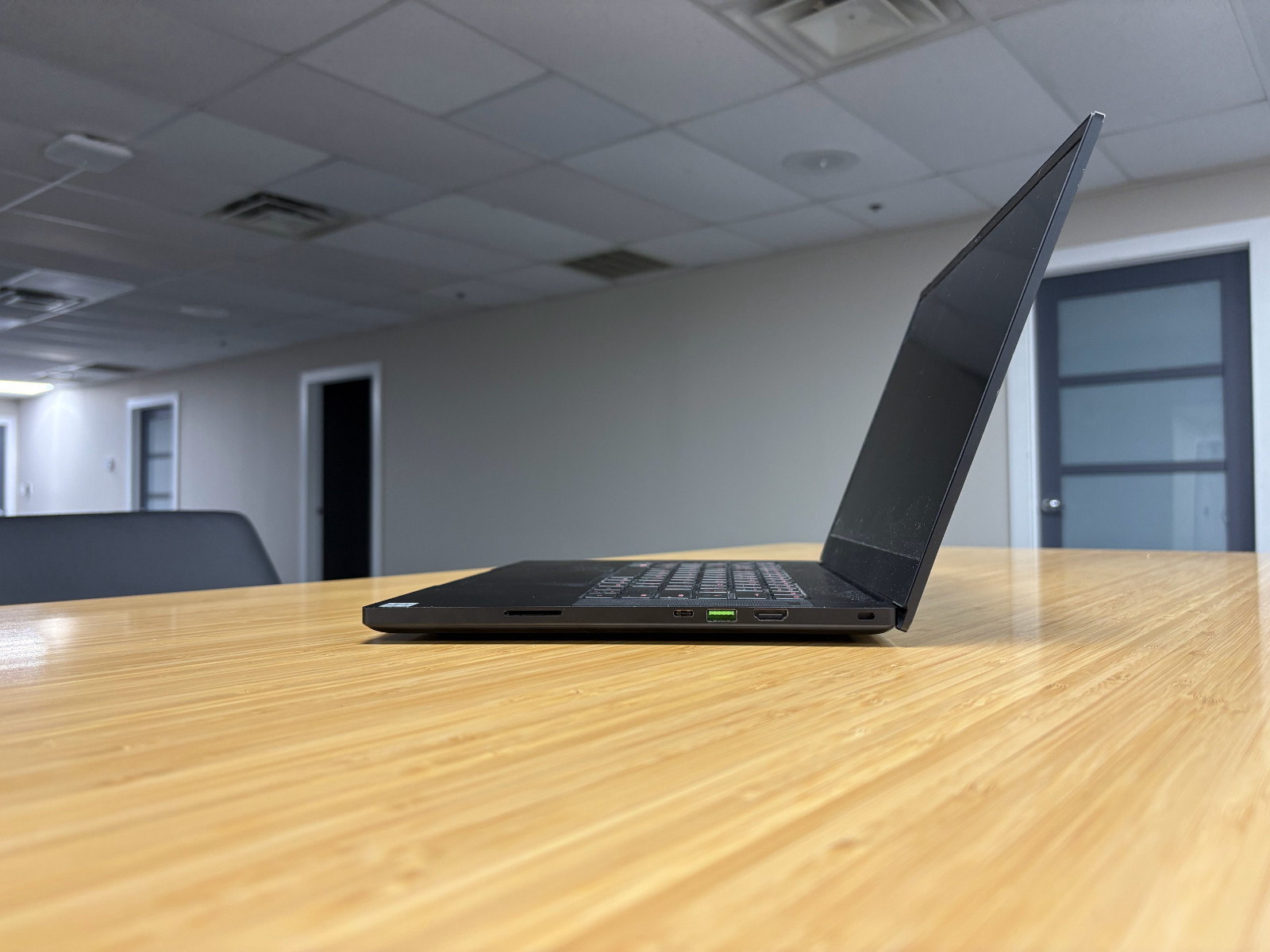 razer blade 15 advanced 2020 (16 gb ram + 512 gb storage)