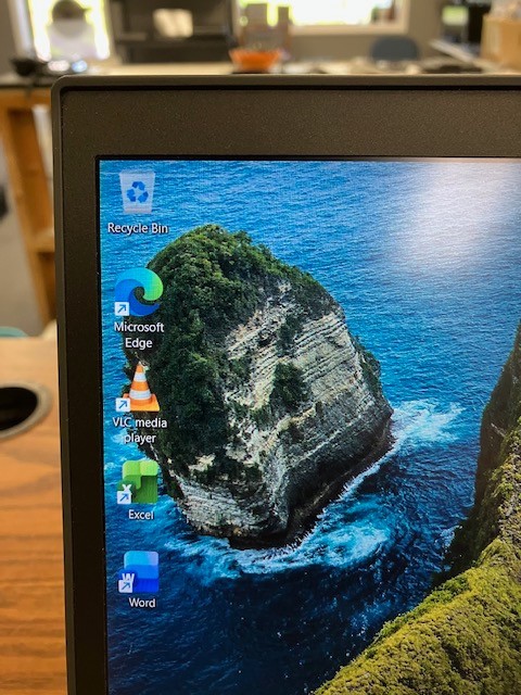 🔥 Lenovo ThinkPad T570 15.6″ FHD Touchscreen Laptop | i5 | 8GB RAM | 128GB SSD