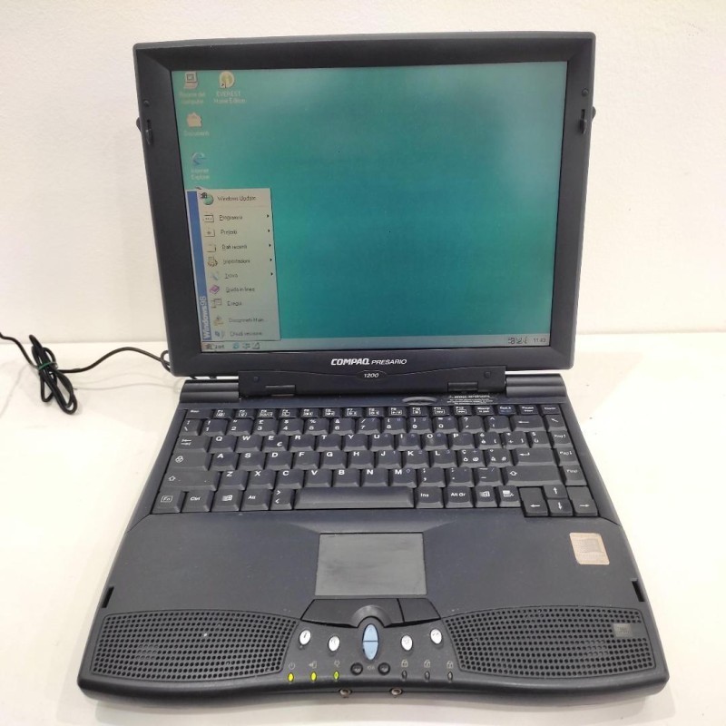 TARGA Traveller 600 Pentium MMX 233 Windows 98 Serial 22015 Notebook PC Laptop