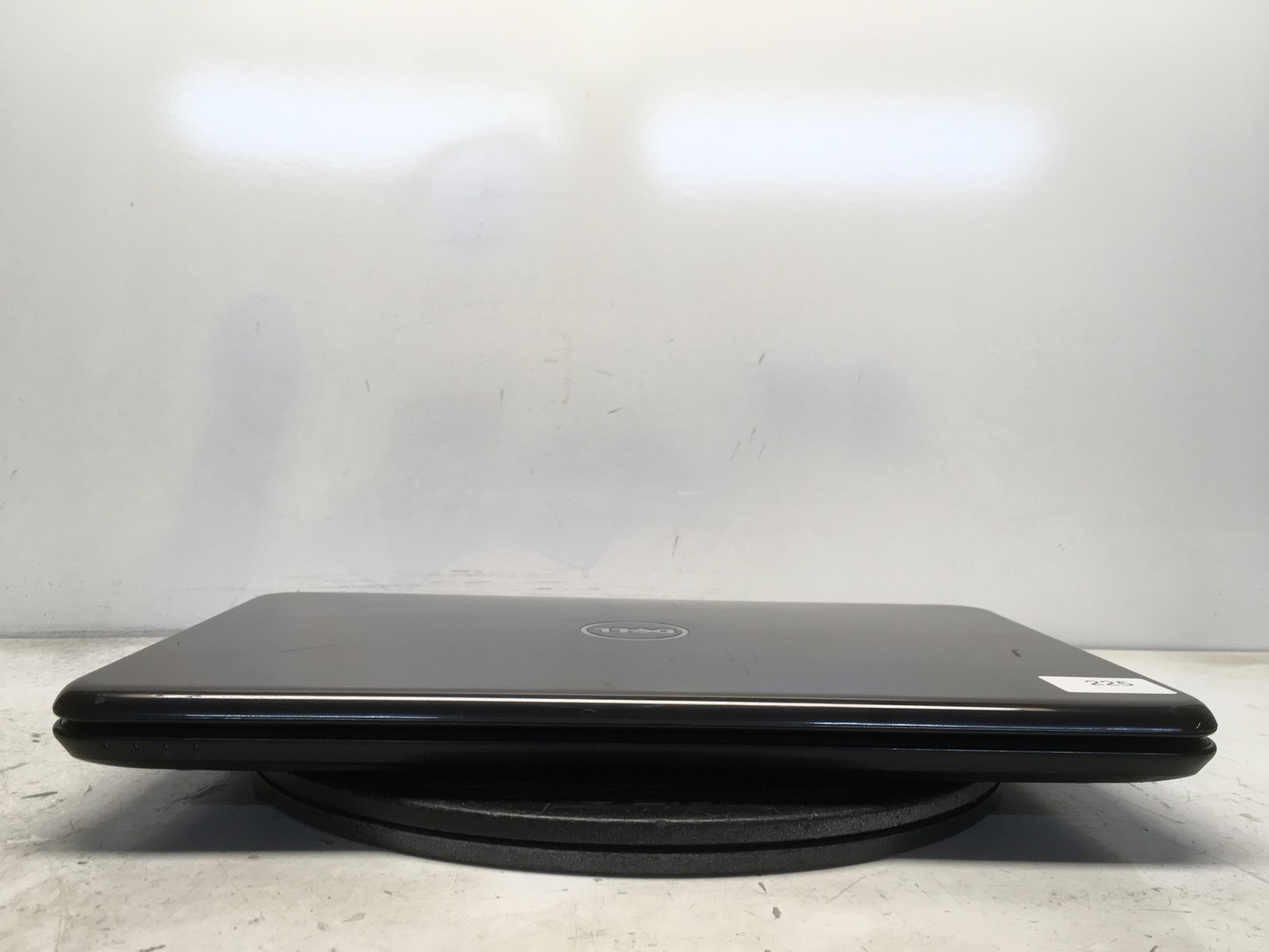 Dell Inspiron N5110 Intel i5-2430M 2.4GHz 6 GB NO HDD No Batt