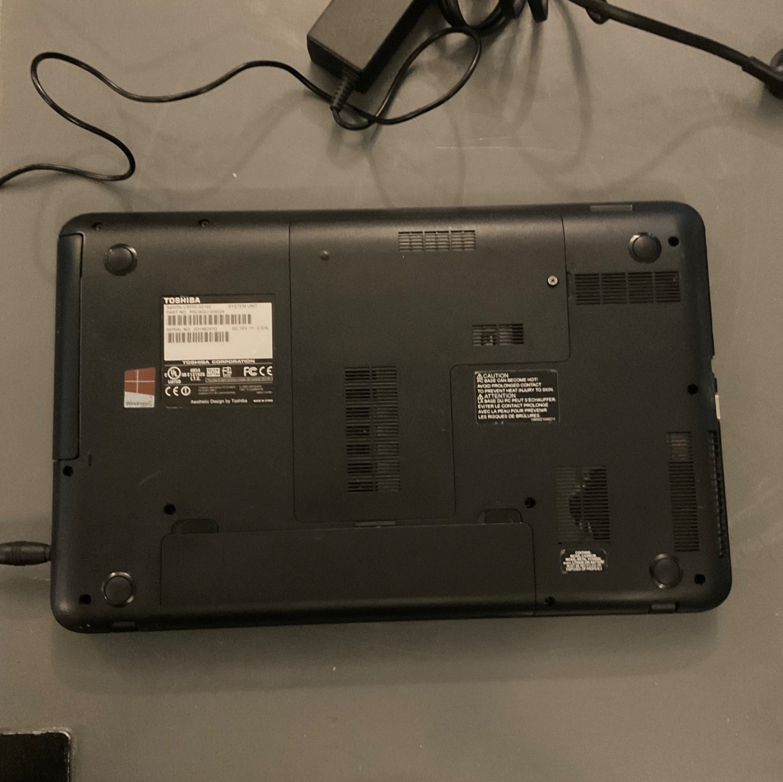 TOSHIBA Satellite AMD C855D 15+” Laptop Great Working Condition No Pin